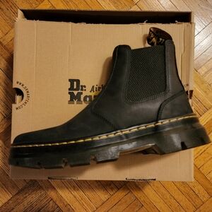 Brand new with box Doc Martens Chelsea boot